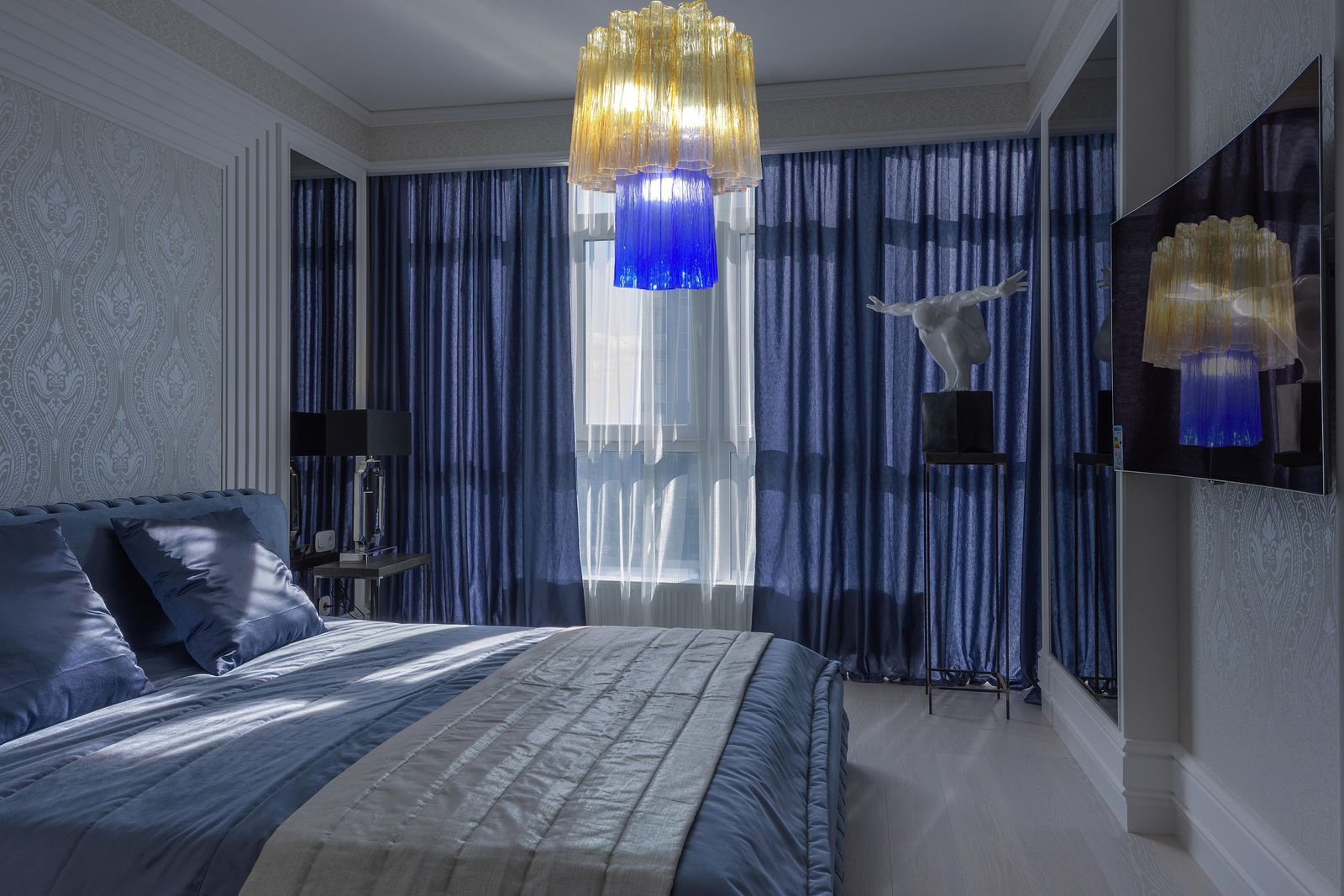 photo for sale Amazing Pair Of Italian Lollo Chandeliers, Murano By Valentina Planta