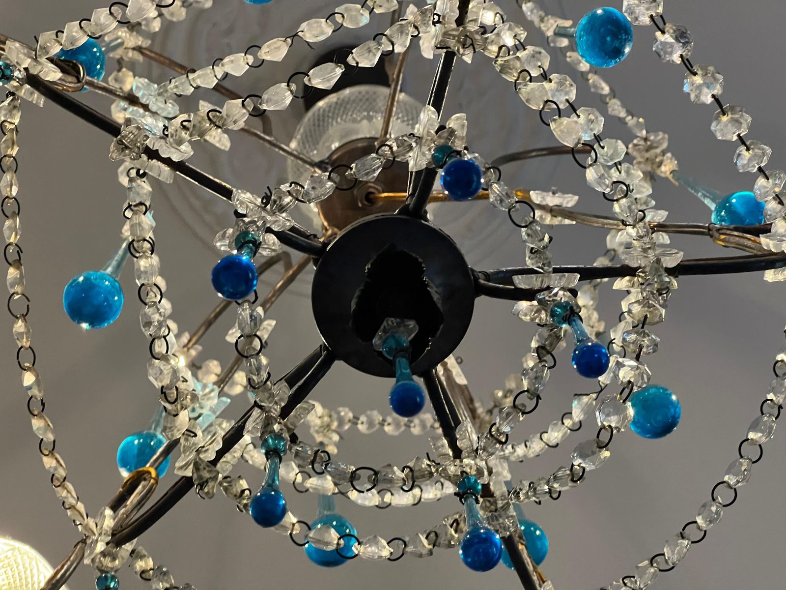 2153.0 Greta Garbo's Tears Murano Chandelier 1980s photo