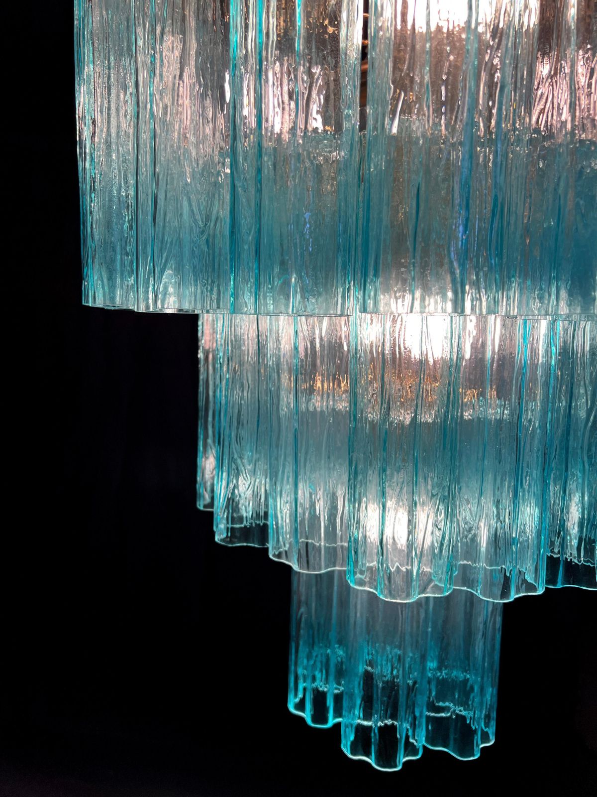 photo vinterior Elegant Italian Blue Chandelier By Valentina Planta, Murano