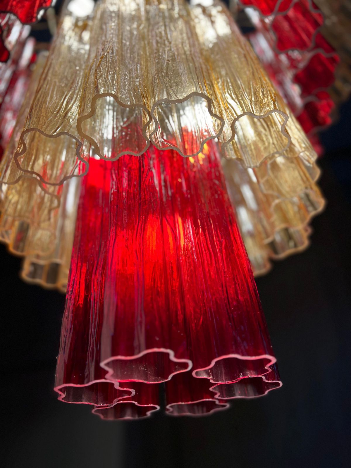 photo furniture Amazing Italian Red And Gold Chandelier By Valentina Planta, Murano