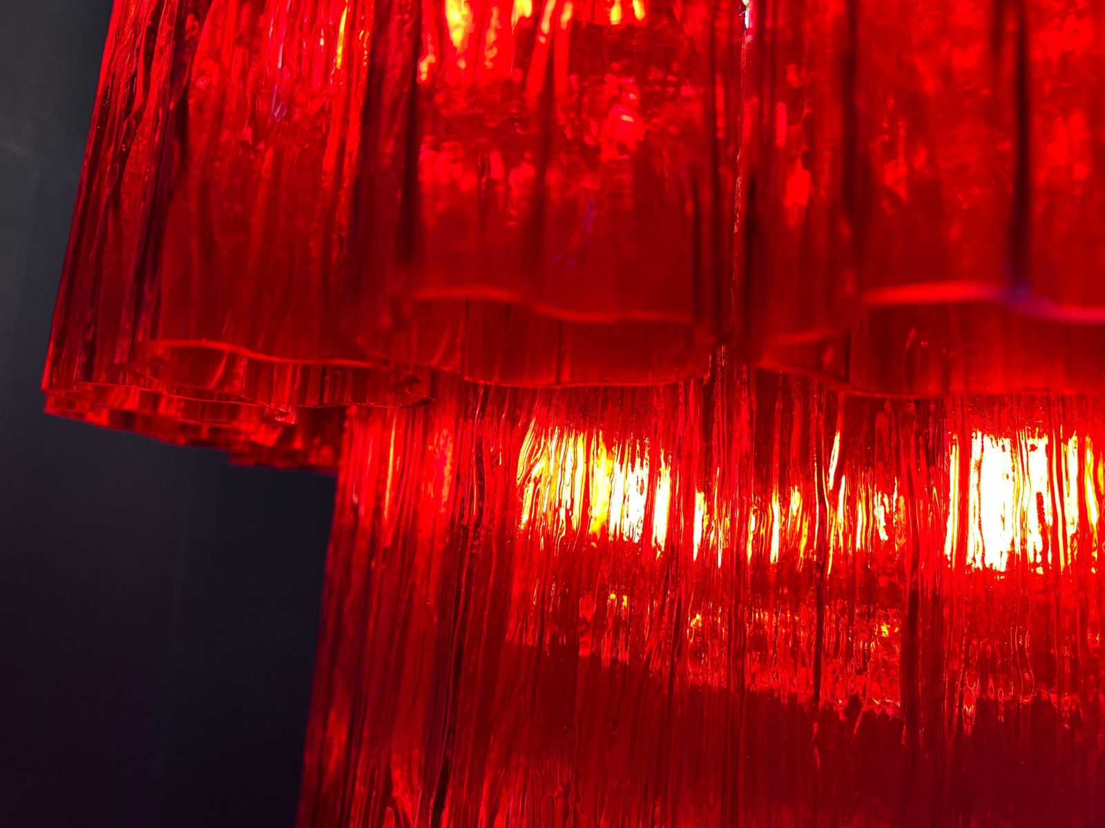 4229.0 Amazing Pair Of Italian Red Chandeliers By Valentina Planta, Murano photo