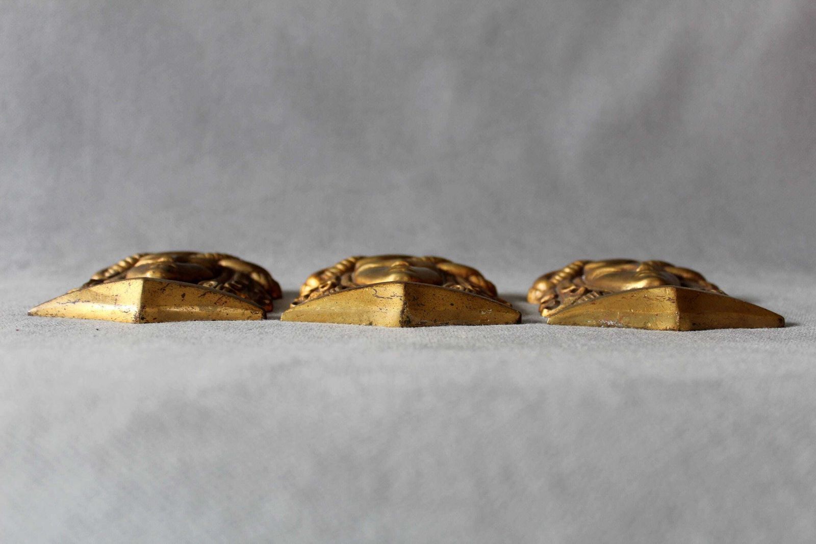 Set Of Three Antique French Bronze Pediment Or Ornament, Furniture Decoration, Empire Regency, Lady, Embellishment Salvage, Restoration photo vinterior