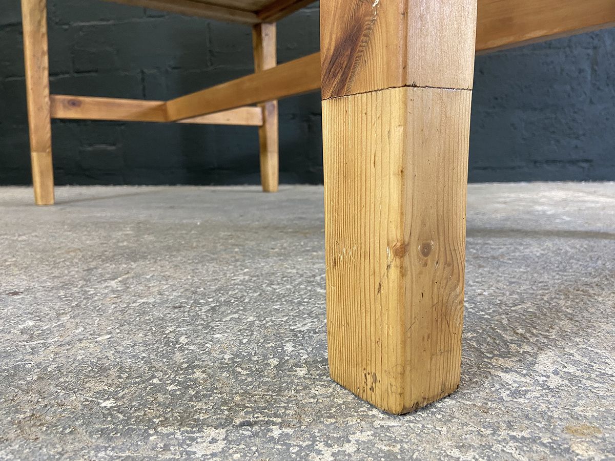 Furniture Dorset Farmhouse Pine Kitchen Table photo