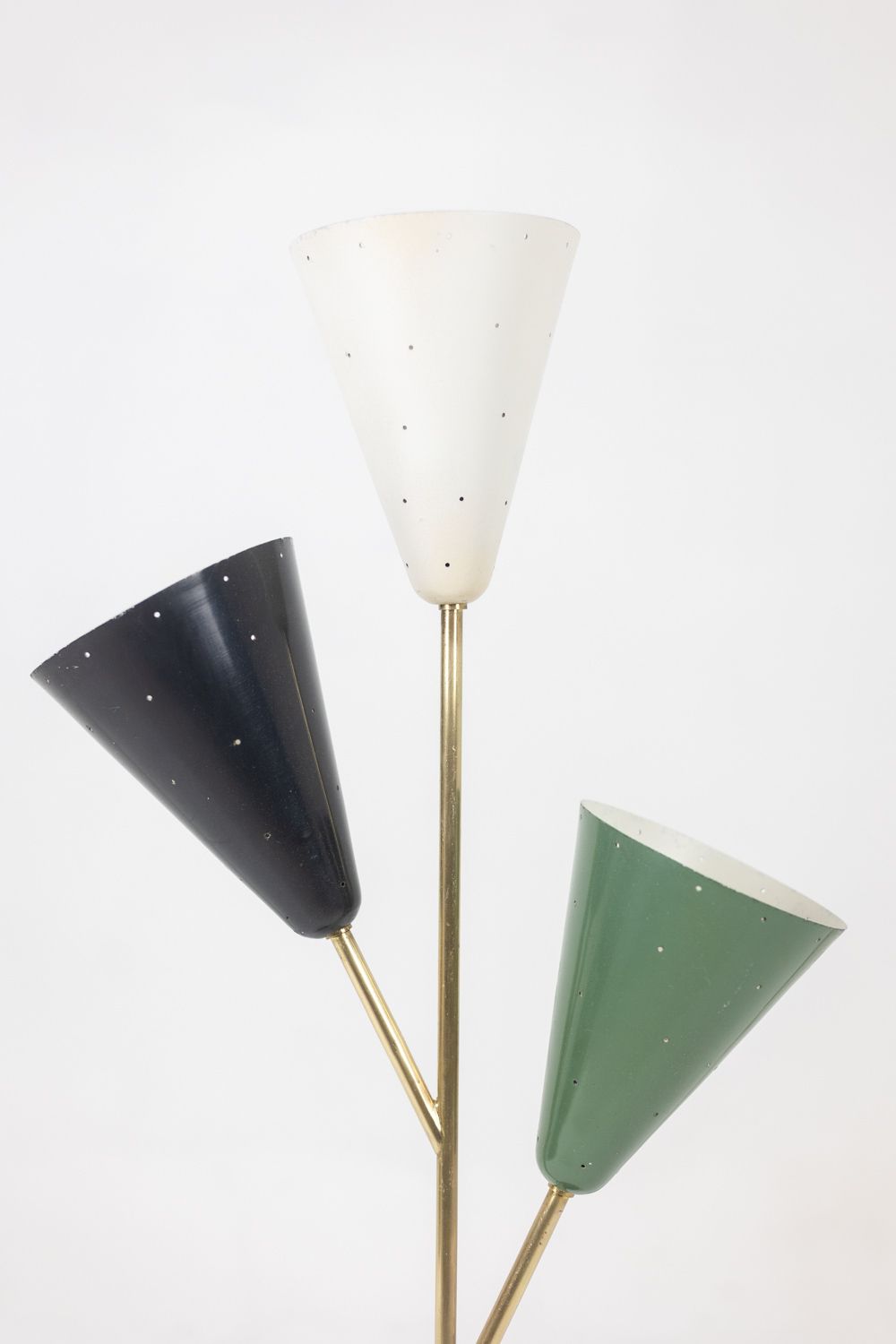 Stilnovo. 3 Light Lamp In Sheet Metal And Brass. 1960s. photo vinterior