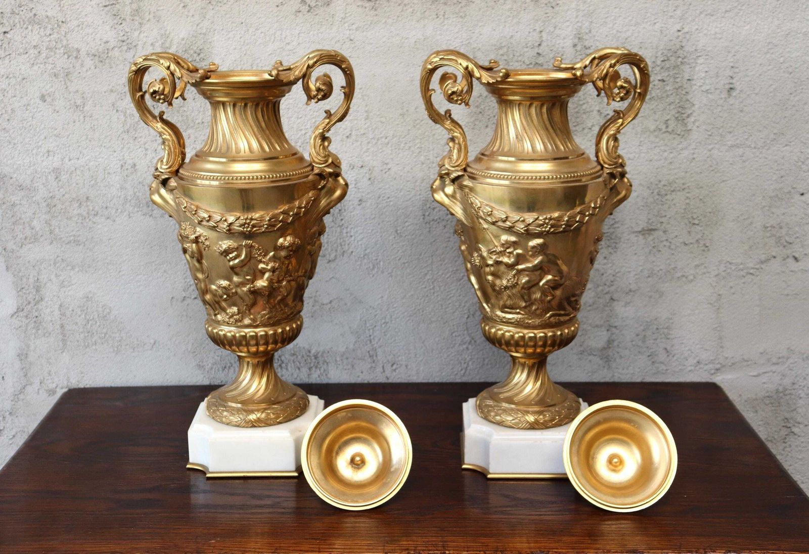Antique Set Of Two 19th Century Ormolu Bronze Cassolette Vases After French Sculptor Clodion (St.232) photo for sale