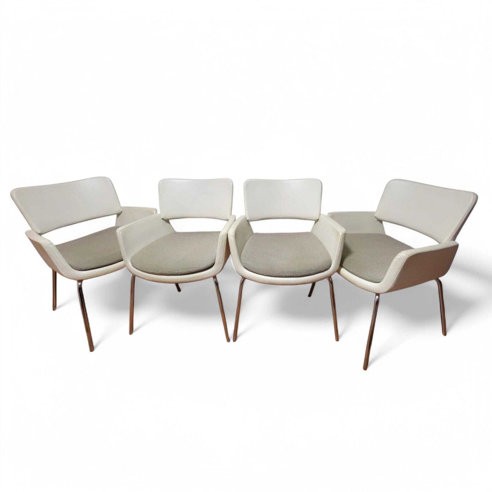 Set Of 4 Vintage Korus White Leather Industrial Style Dining Chairs   Retro Chic Mid Century Design