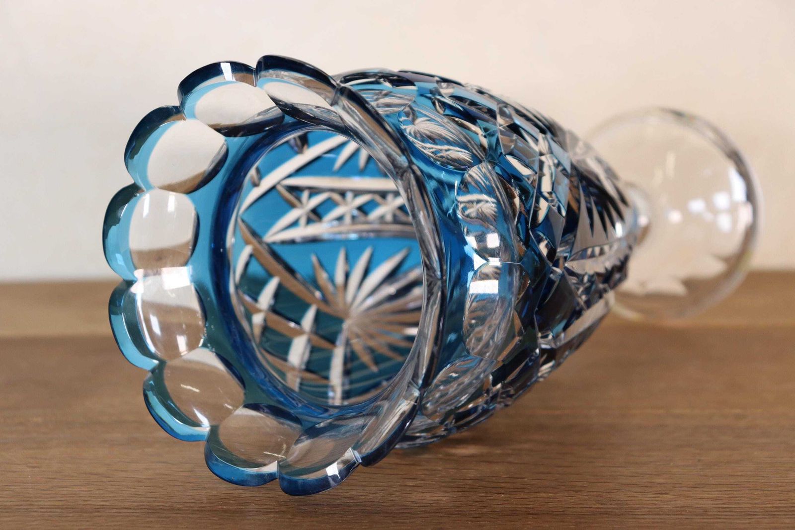 Stunning Vase In Petrol Blue Crystal Attributed To The Val Saint Lambert Factory (St.262) photo buy