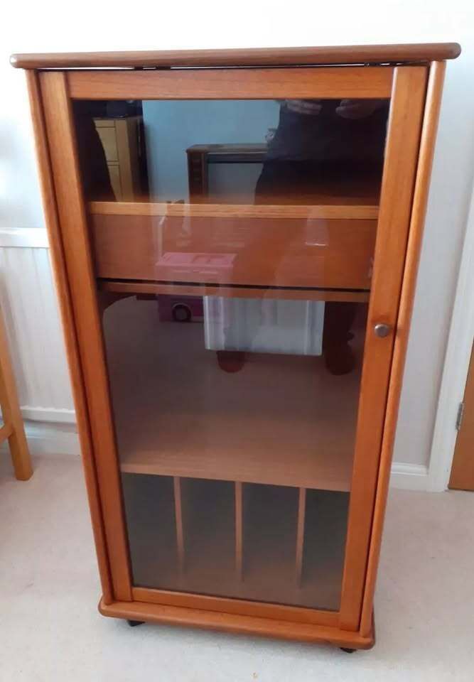 G Plan Teak Hifi Record Player Media Centre Cabinet 1980s Vintage photo Furniture