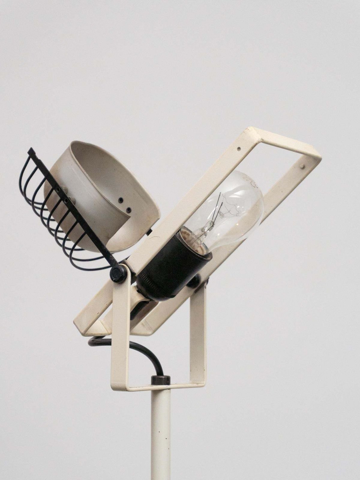 Sintesi Terra Articulated Floor Lamp Designed By Ernesto Gismondi For Artemide photo vintage