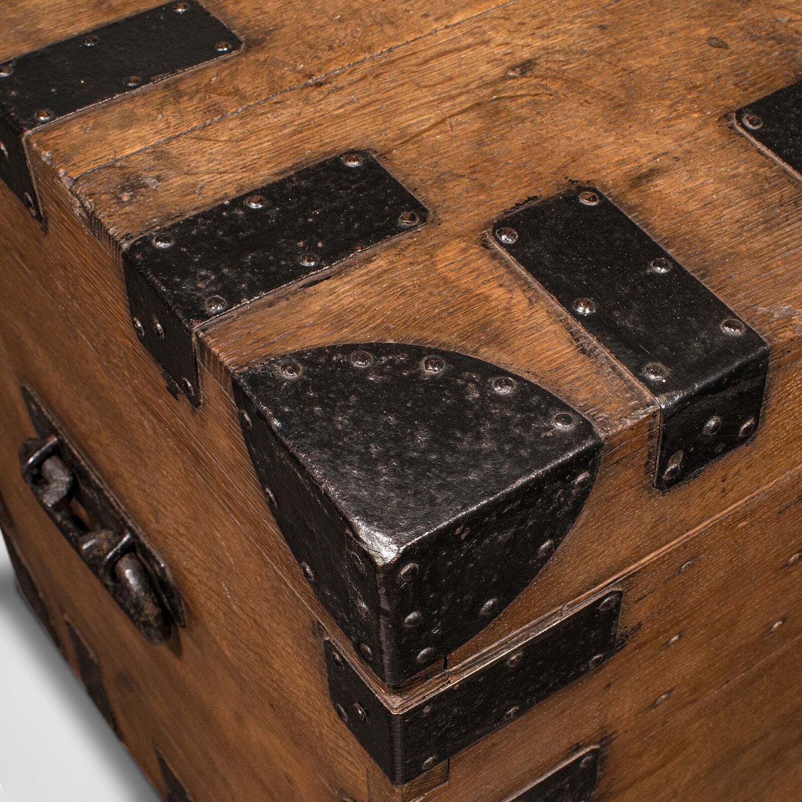 photo furniture Antique Silver Chest, English, Oak, Cast Iron, Storage Trunk, Victorian, C.1860