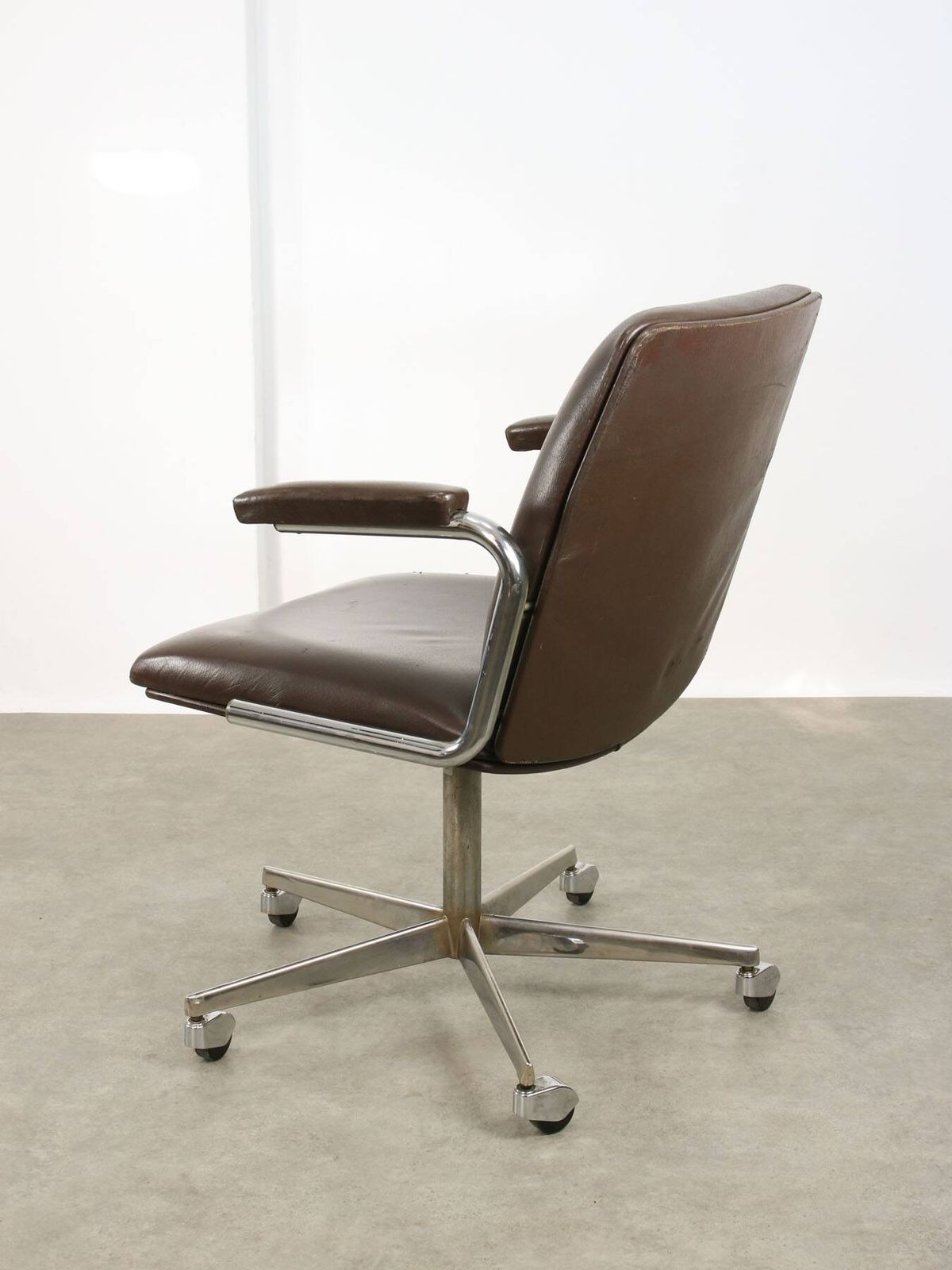Mid Century Italian Brown Leather Swivel Chair photo Furniture