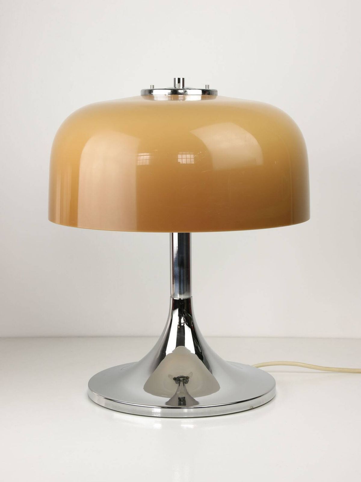 Space Age Medusa Desk Lamp By Luigi Massoni For Guzzini photo furniture