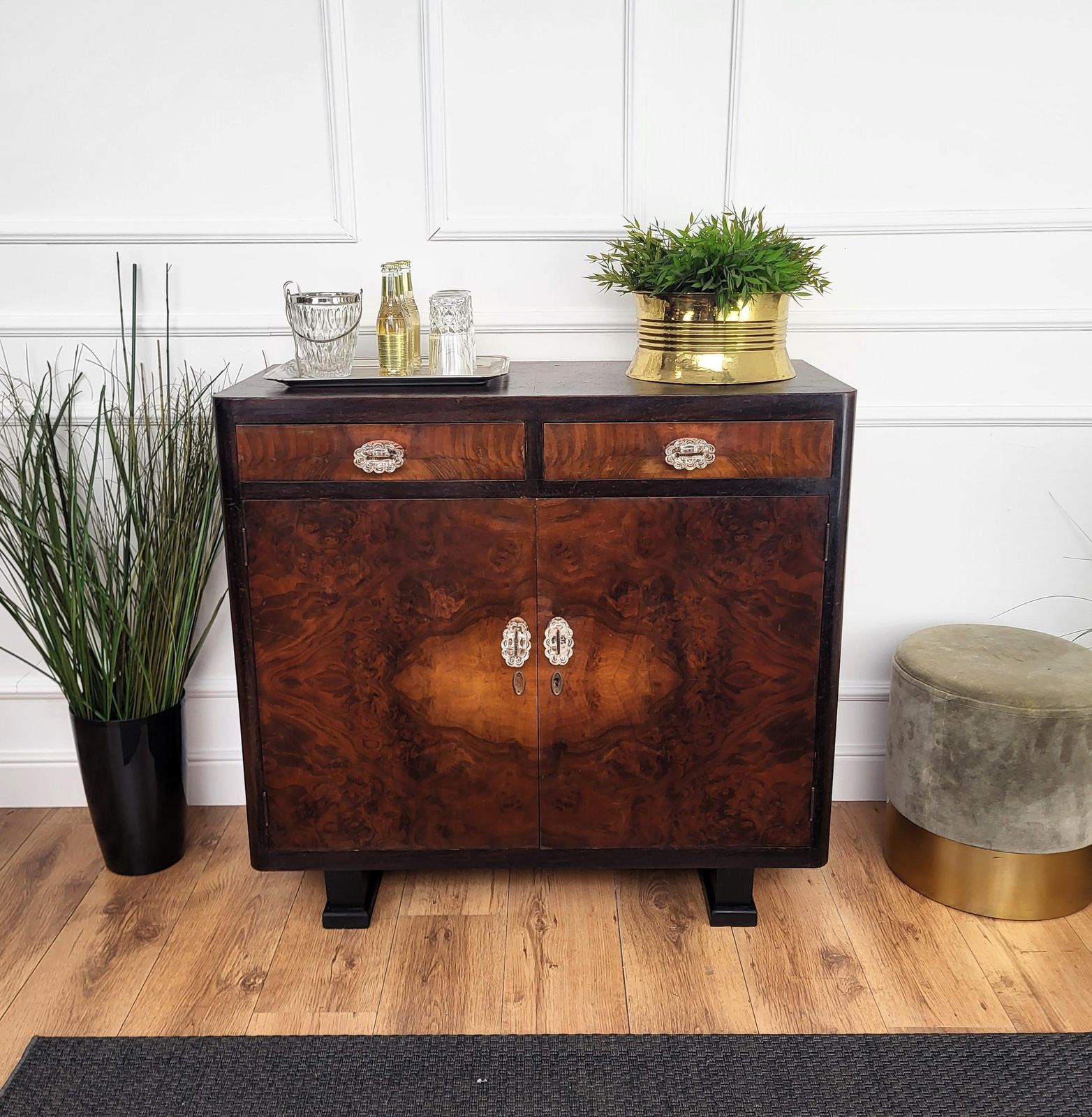 1940s Italian Art Deco Midcentury Modern Walnut Burl Brass Sideboard Credenza photo furniture