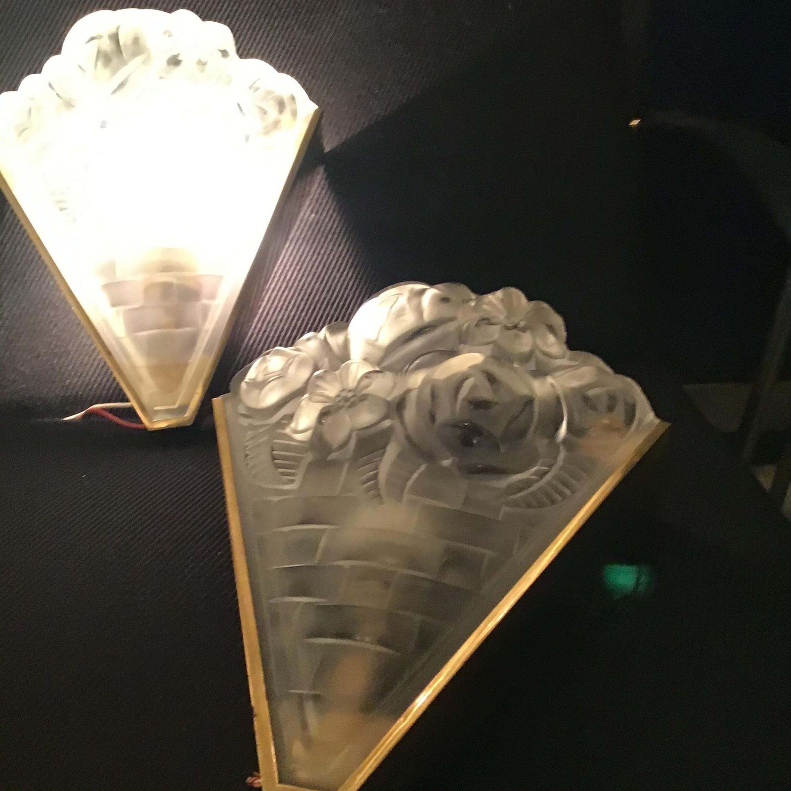 5136.0 Degue' Pair Of French Wall Lights 1930s Frosted Glass Metal Chrome France photo