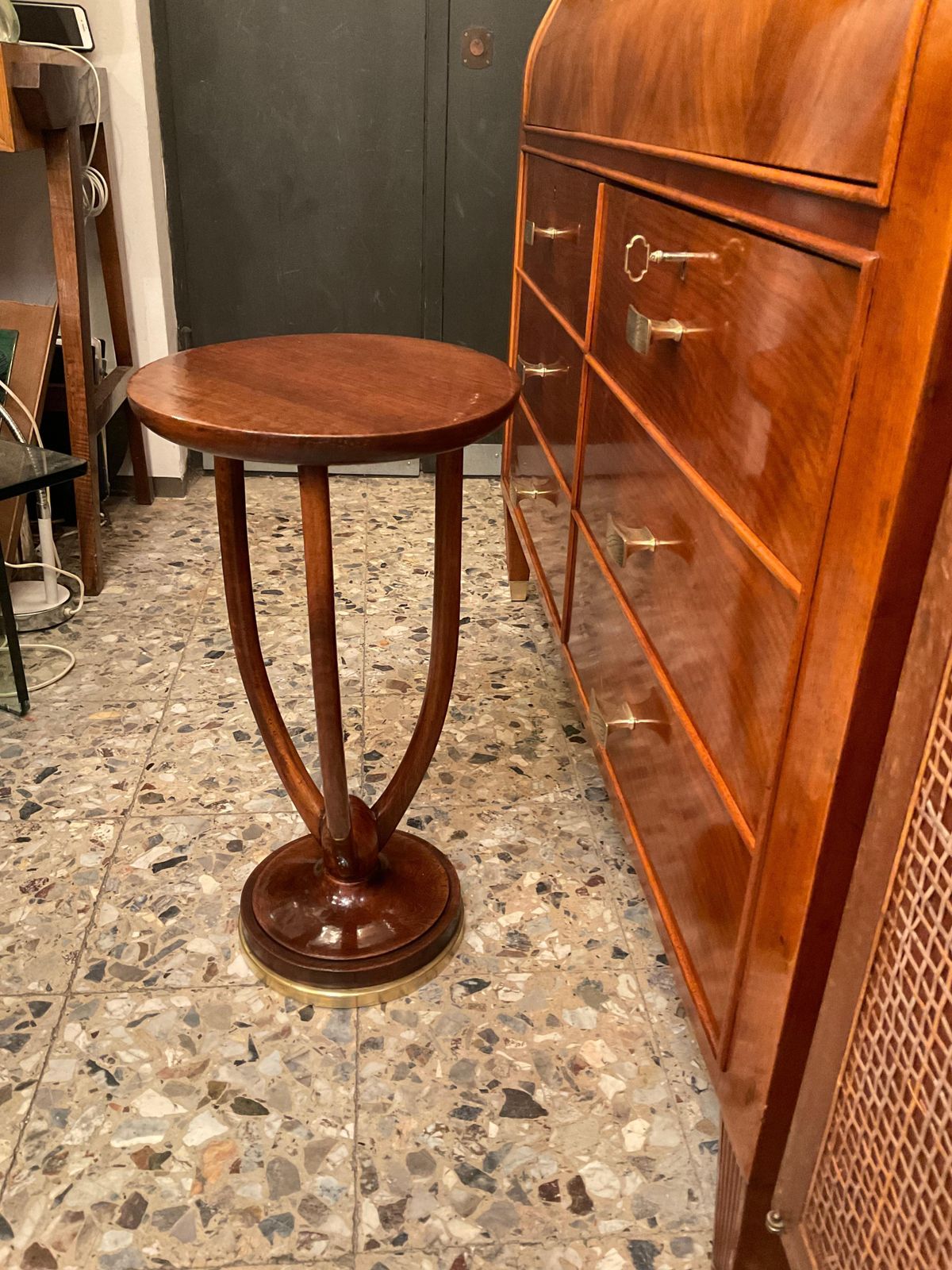 Gueridón Art Decó   Walnut Wood And Brass Base   Italy 1925 photo furniture