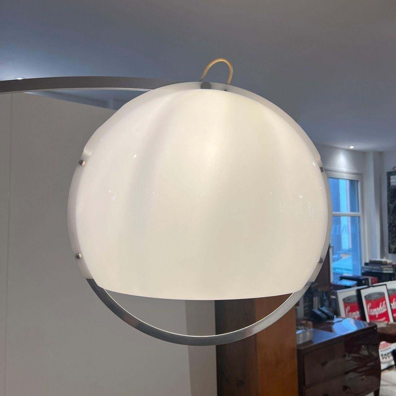 photo vintage Arc Floor Lamp By Guzzini, Aluminum, Travertine, Italy Circa 1970
