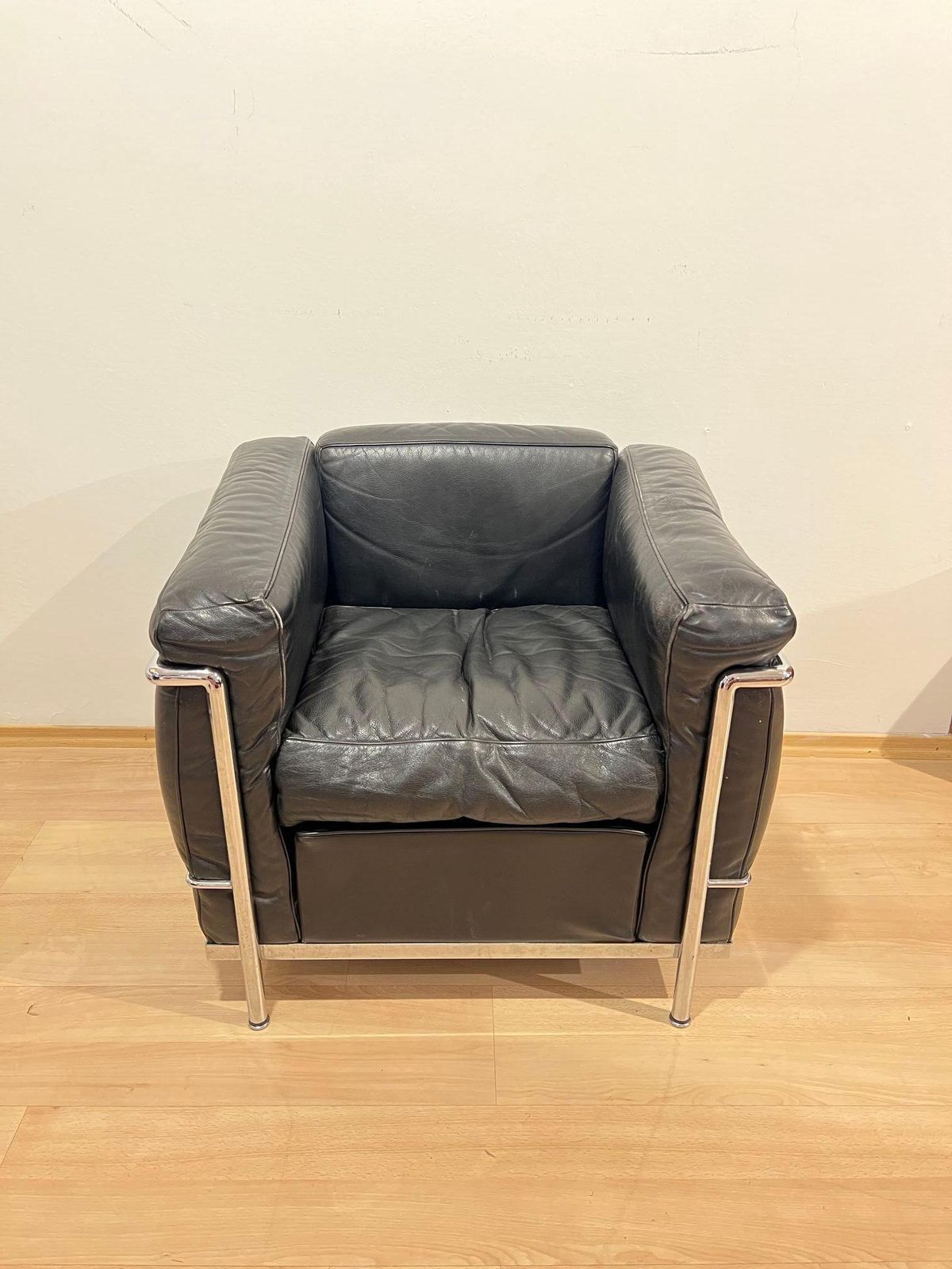 Lc2 Armchair, Chromed Steeltube And Black Leather, Italy Circa 1960s photo furniture
