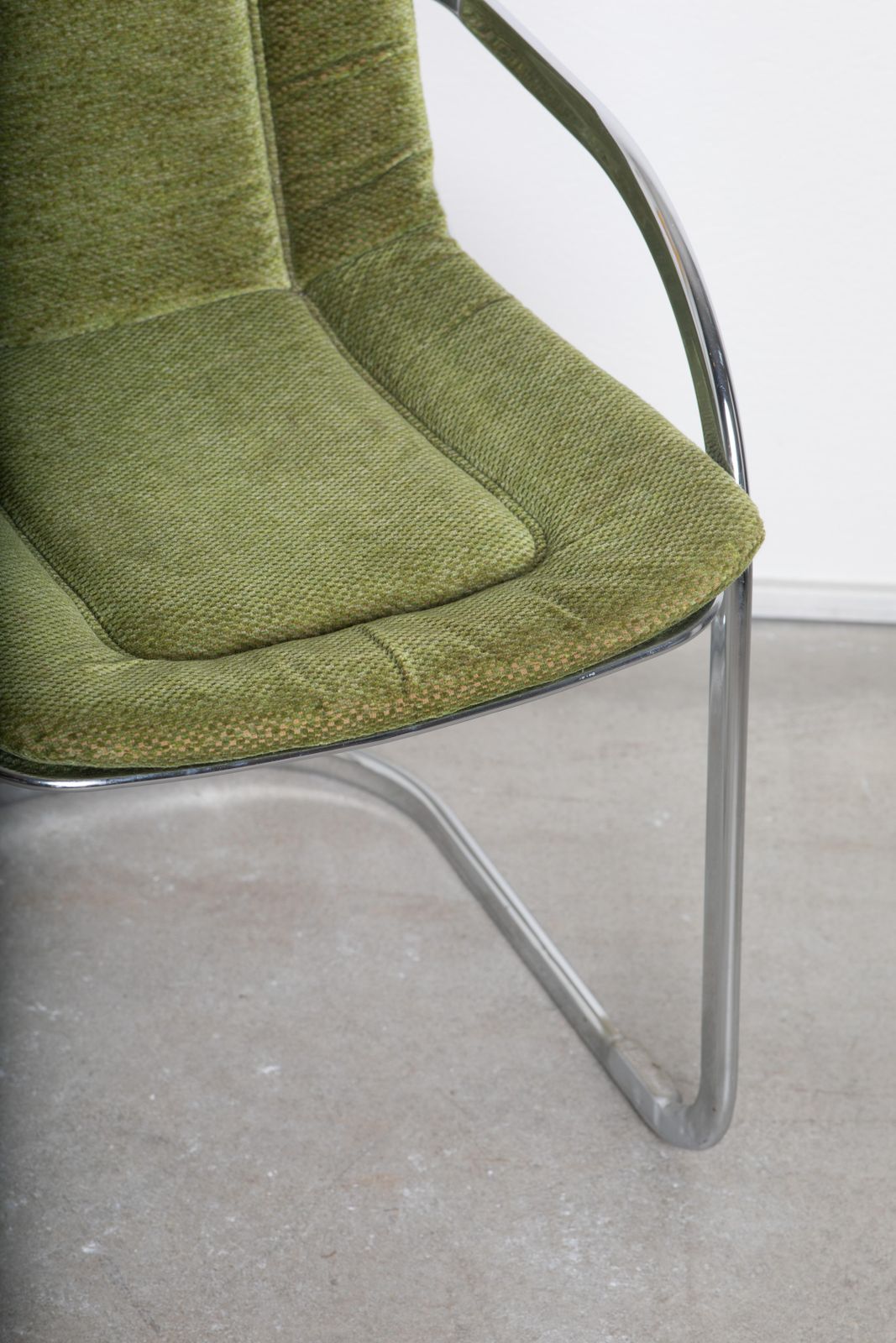 Green Velvet Chairs Attributed To Willy Rizzo photo vinterior