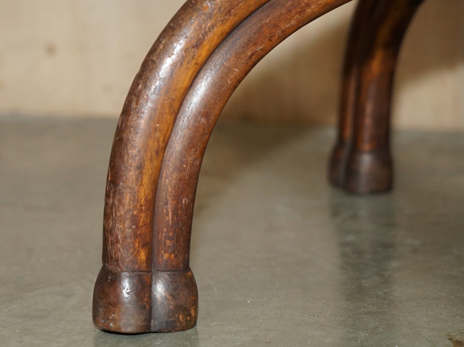 photo furniture Antique Period Stamped Late Victorian Circa 1880 Thonet Bentwood Coat Rack Stand