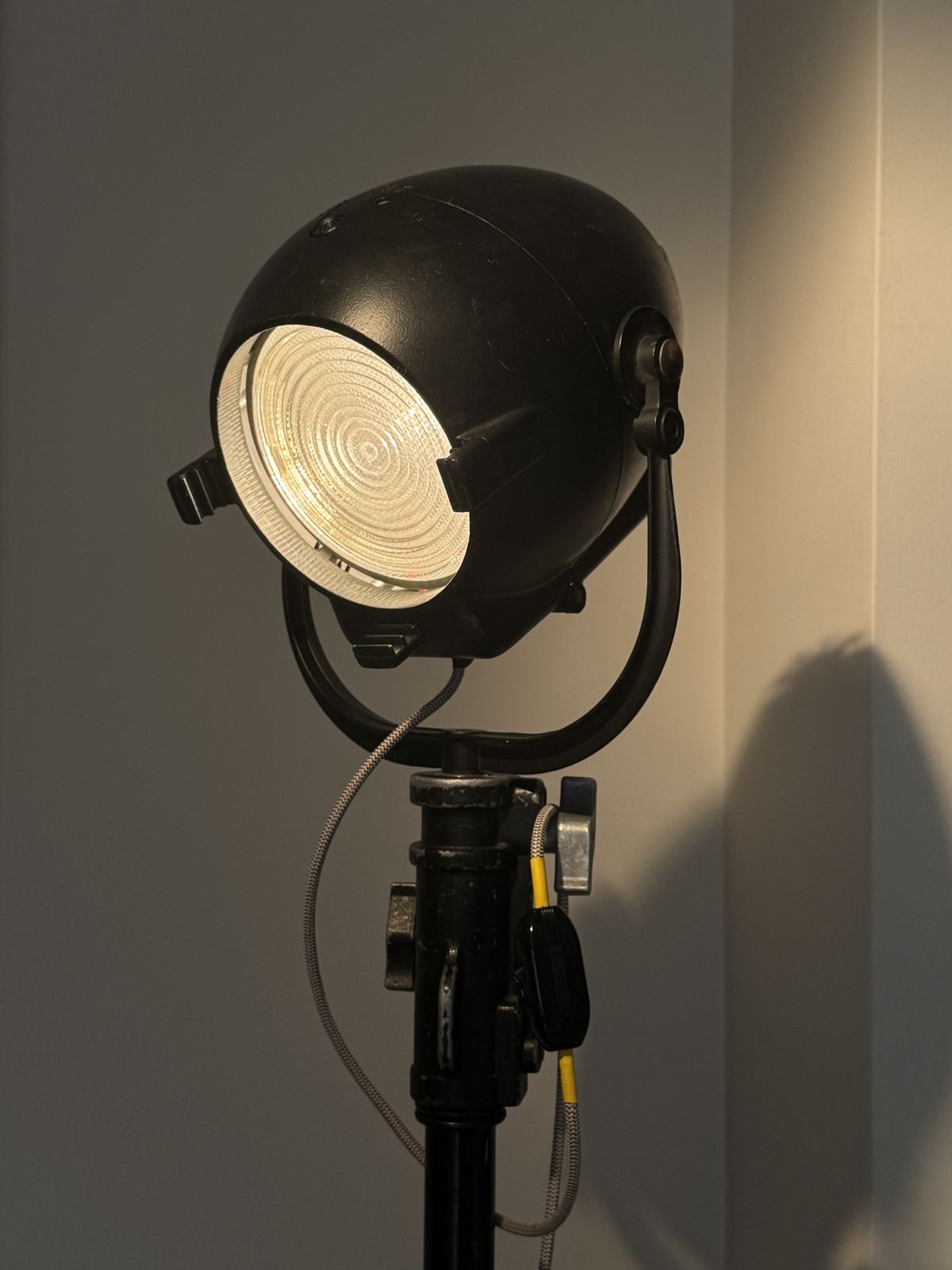 Renovated Strand Electric Patt 123 Fresnel Theatre Light, Rewired For E27 Bulb