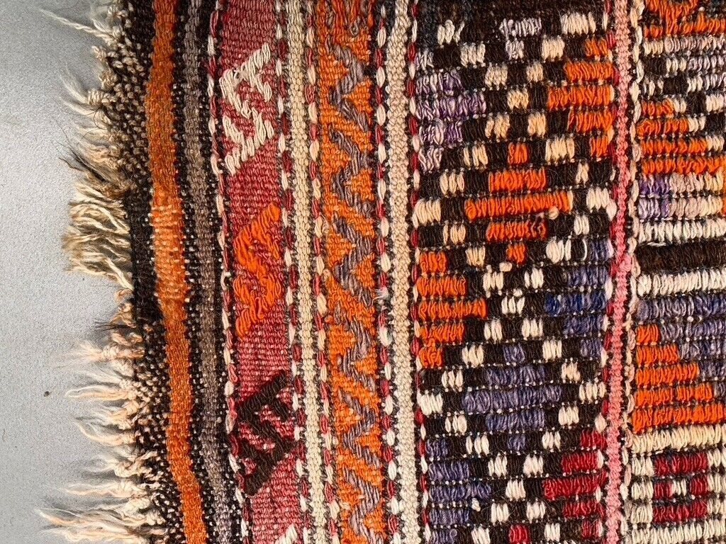 photo furniture Vintage Turkish Kilim Rug 150x92 Cm Wool Kelim, Medium