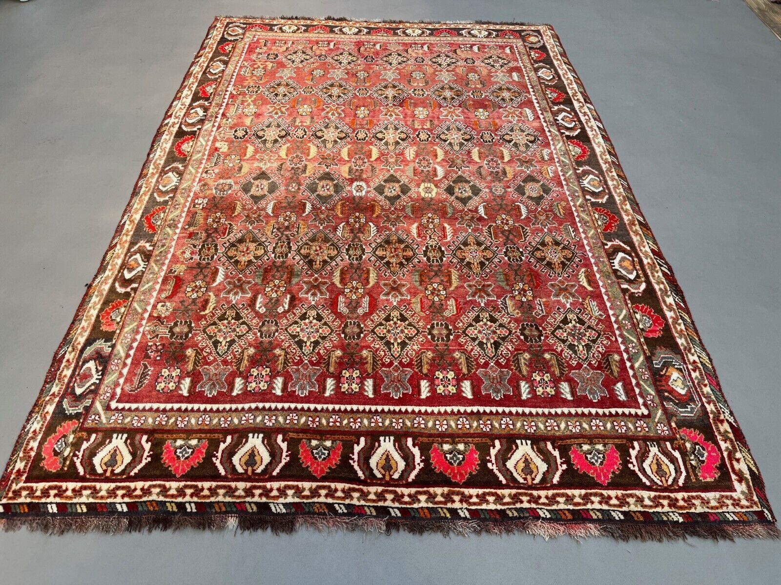 Vintage Traditional 250x169 Cm Abdeh Rug, Oriental Handmade Rug photo for sale