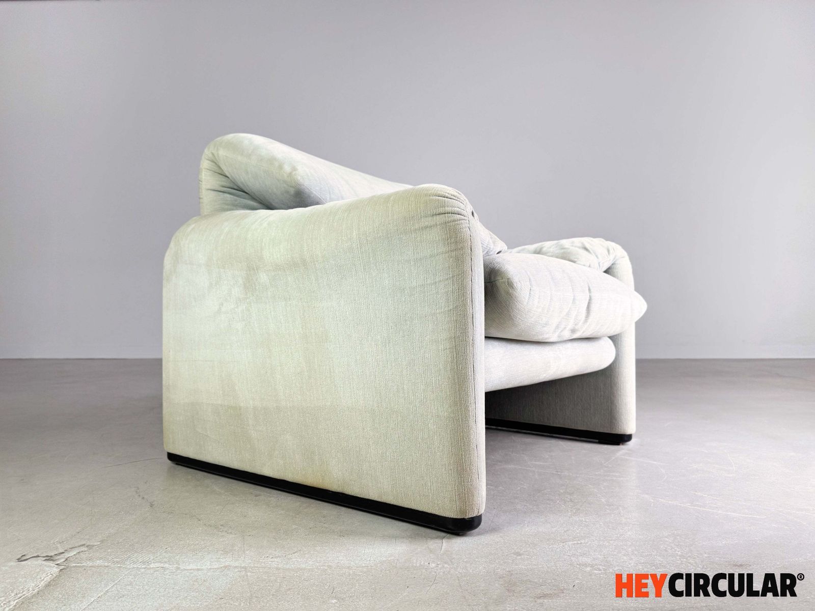 Original Cassina Maralunga Armchair Vico Magistretti Fabric Turquoise photo furniture
