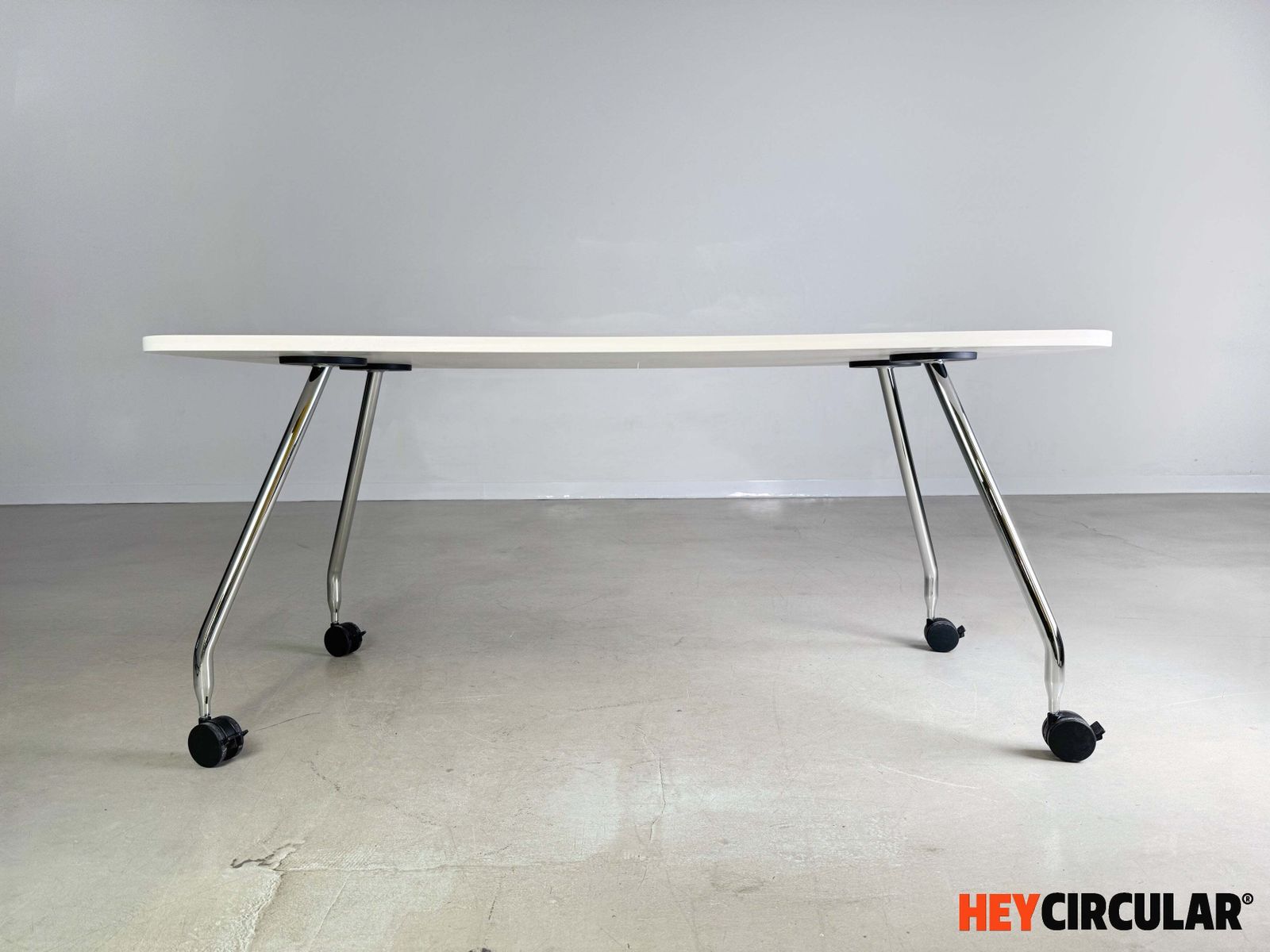 photo furniture 7x Vitra Desk Ad Hoc Antonio Citterio On Castors Soft Light