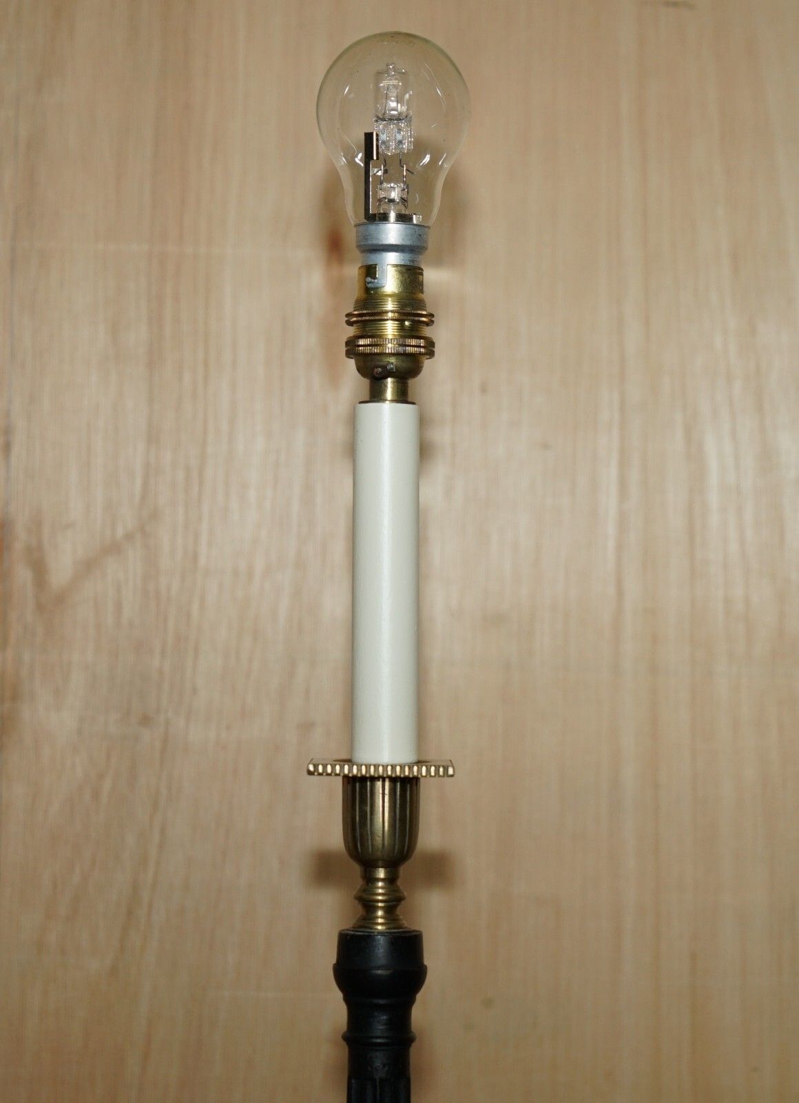 Fine Rrp £1095 Vaughan Fluted Column Candelabra Table Lamp With Bronzed Fittings photo 595.0