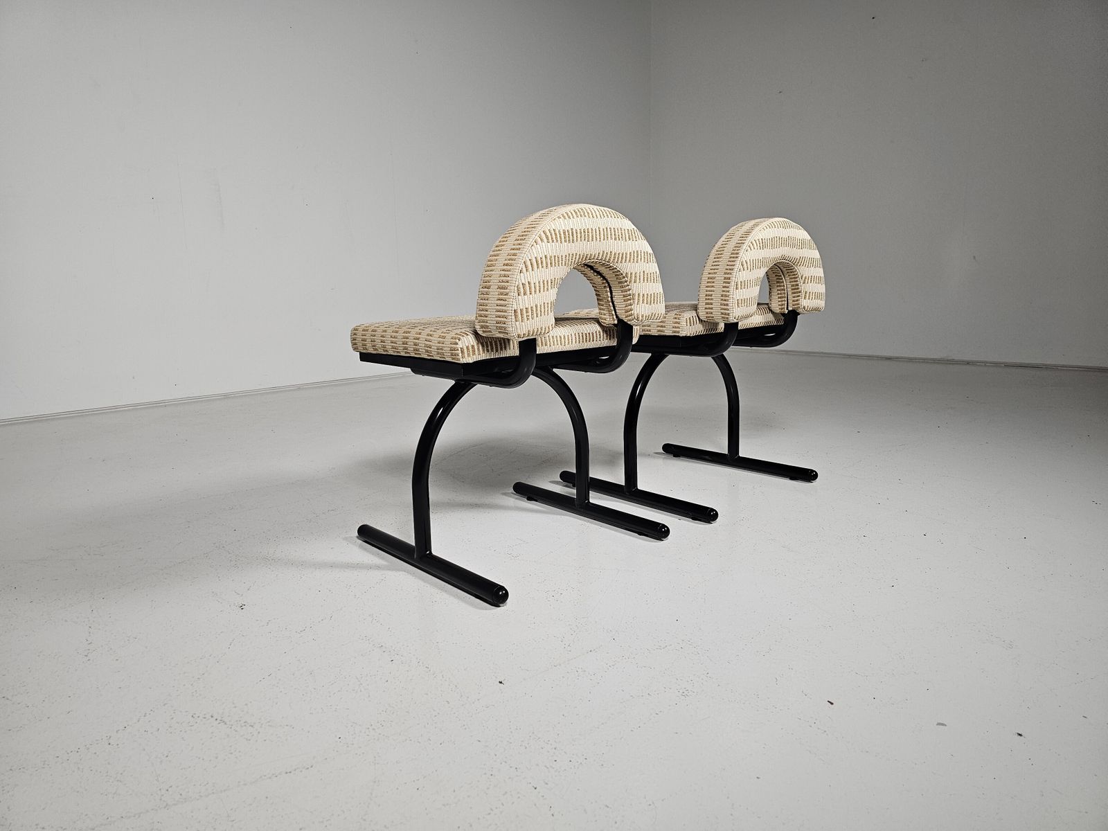 photo for sale Set Of 8 Memphis Style Chairs Attributed To Saporiti, Italy, 1980s