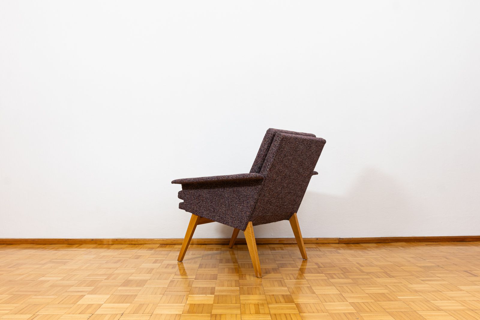 600.0 Purple Mid Century Armchair, 1960’s Czechoslovakia photo