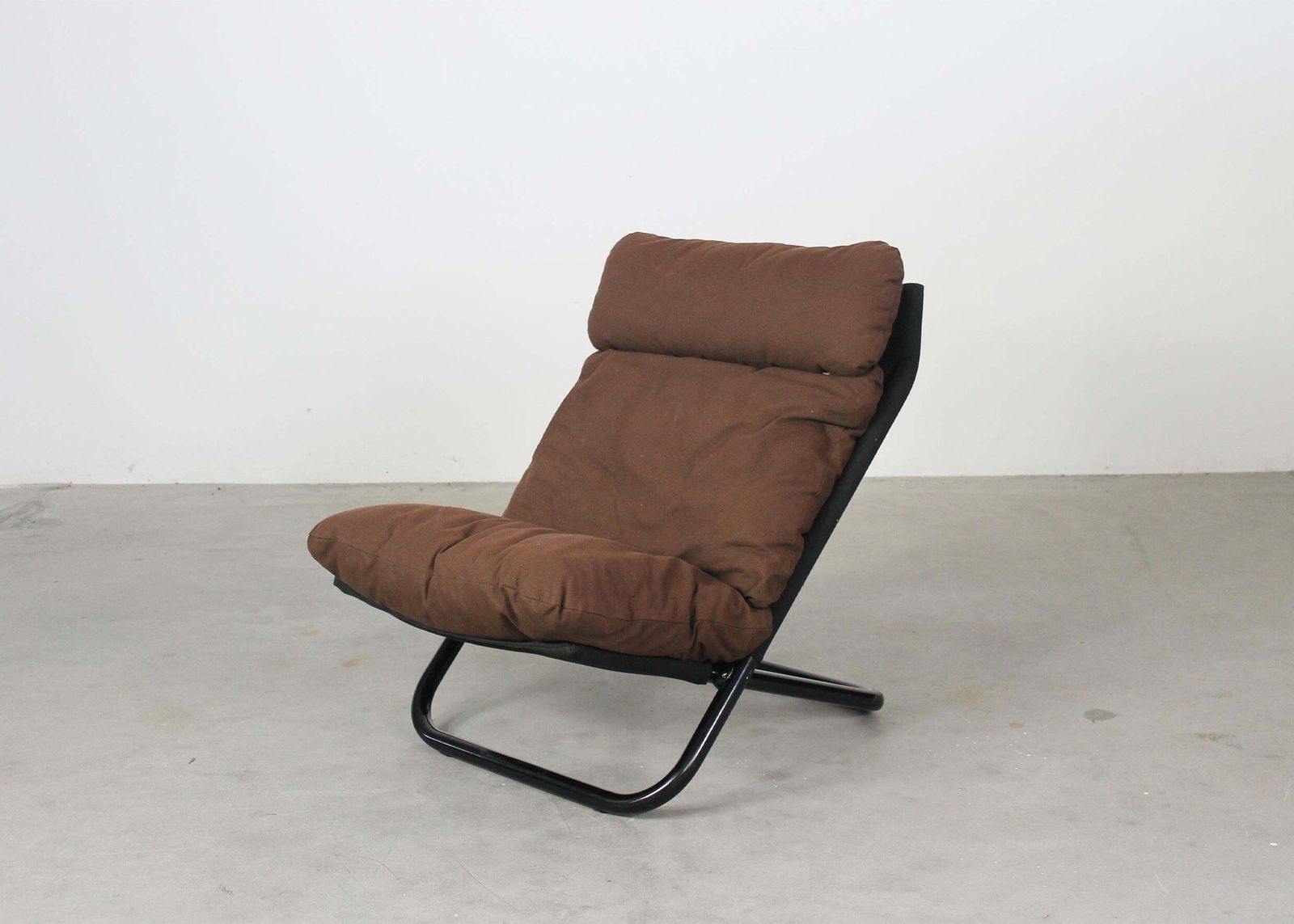 Marcello Cuneo High Backrest Cross Armchair In Steel And Brown Fabric By Arflex photo for sale