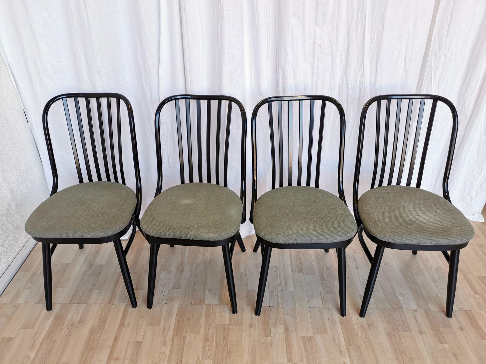 Set Of 4 Vintage Wooden Dine Chairs / 1980s Yugoslavia / Made In Ligna Style / Black Bentwood Mid Century Dining Chairs Gray Fabric Seat photo furniture