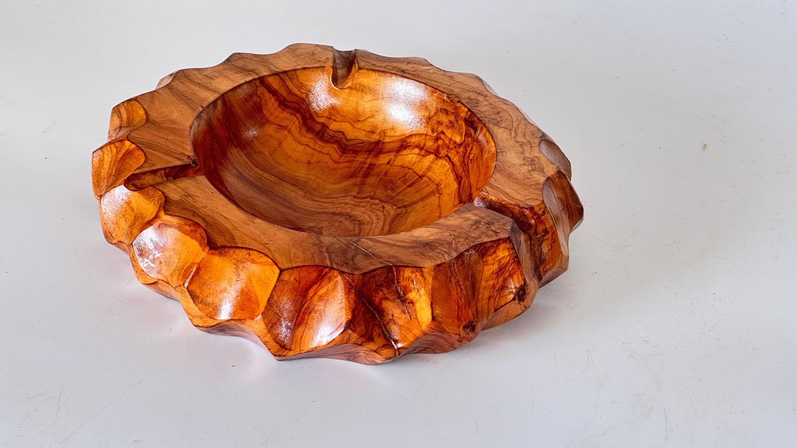 Large Round Olive Wood Ashtray Or Catchall, French Brutalist Style, 1950s photo Home Decor