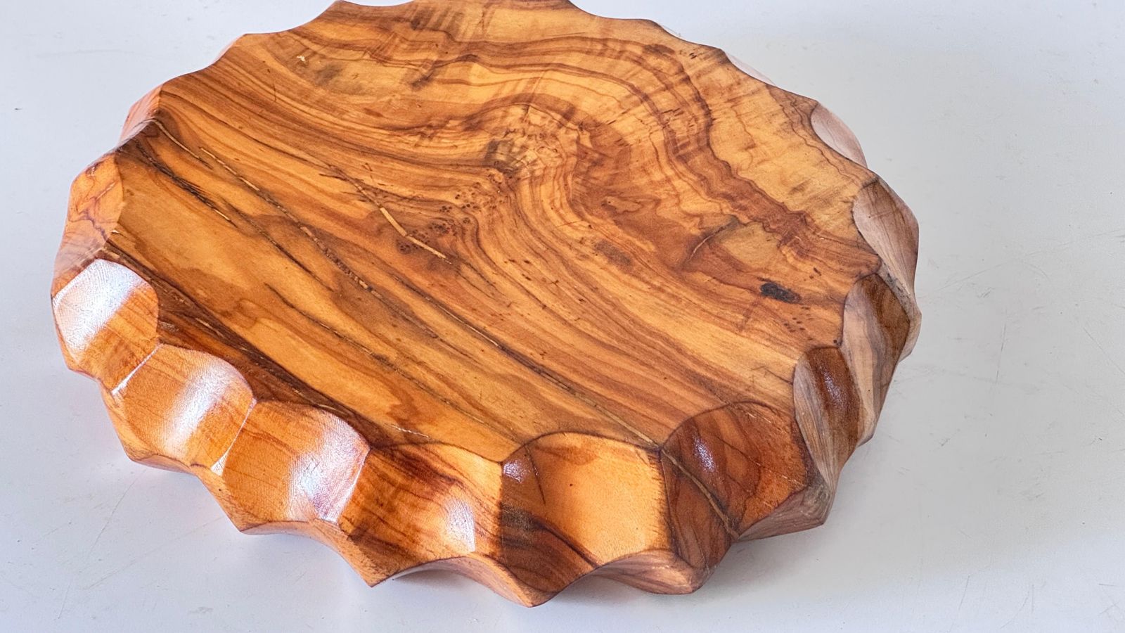 Large Round Olive Wood Ashtray Or Catchall, French Brutalist Style, 1950s photo vinterior