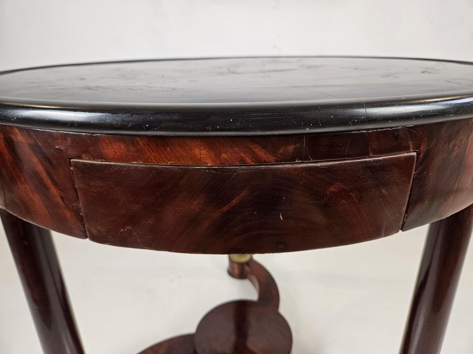 4449.0 Empire 19th Century Round Pedestal Table France photo