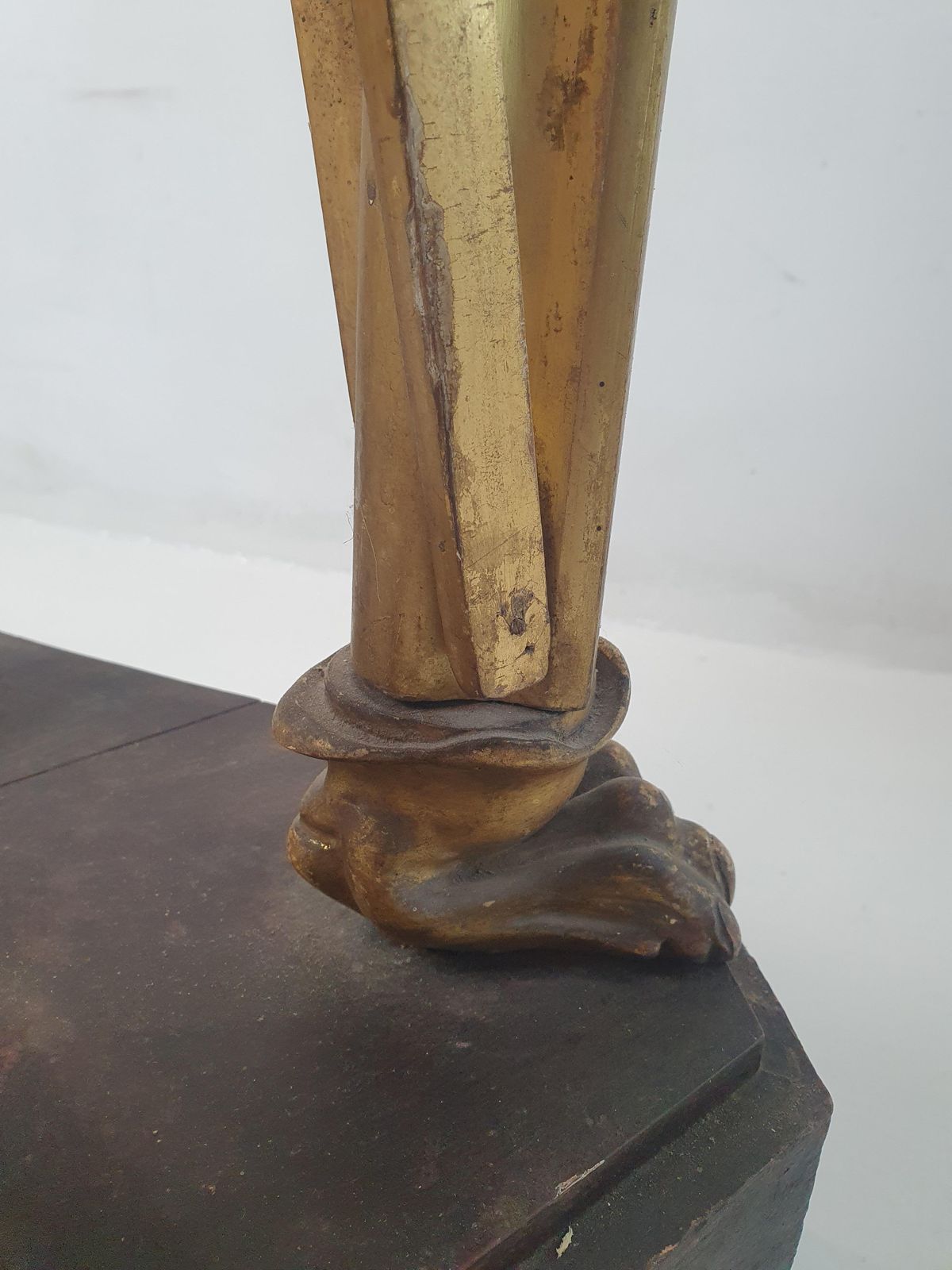 photo for sale Italian Guilded Gueridon Pedestal Circa 1750's