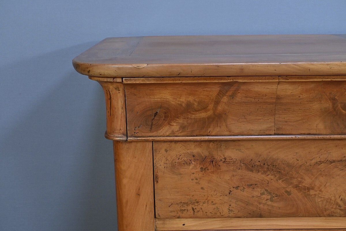 Cherrywood Chest Of Drawers, Restoration Period – Early 19th Century photo vinterior
