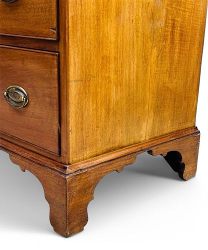 Antique Georgian Walnut Chest Of Drawers George 11 Superior Quality Bracket Feet photo 595.0