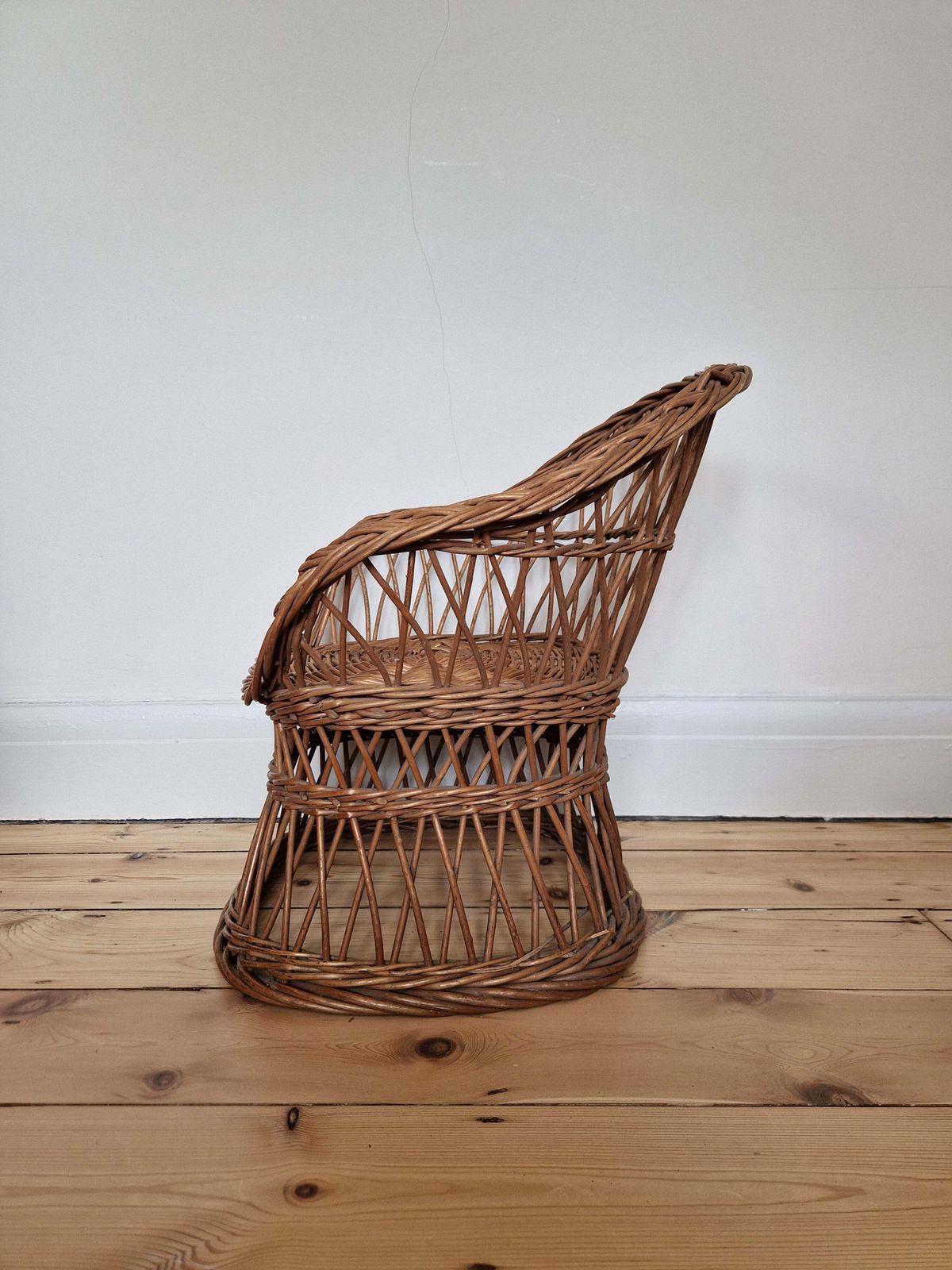 Round Wicker Childs Chair photo for sale