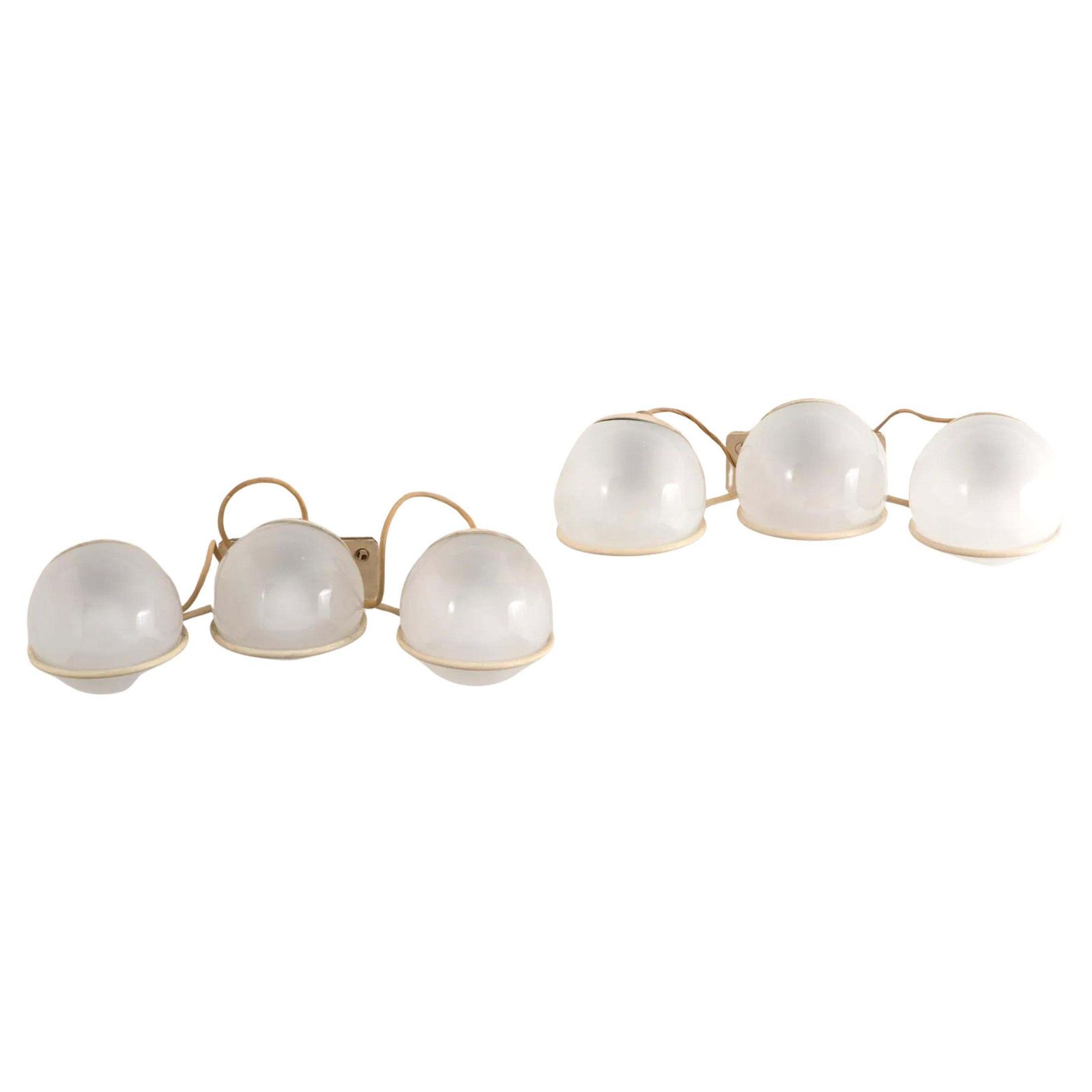 Gino Sarfatti For Arteluce. Pair Of Italian Sconces Mod.283/3 photo for sale