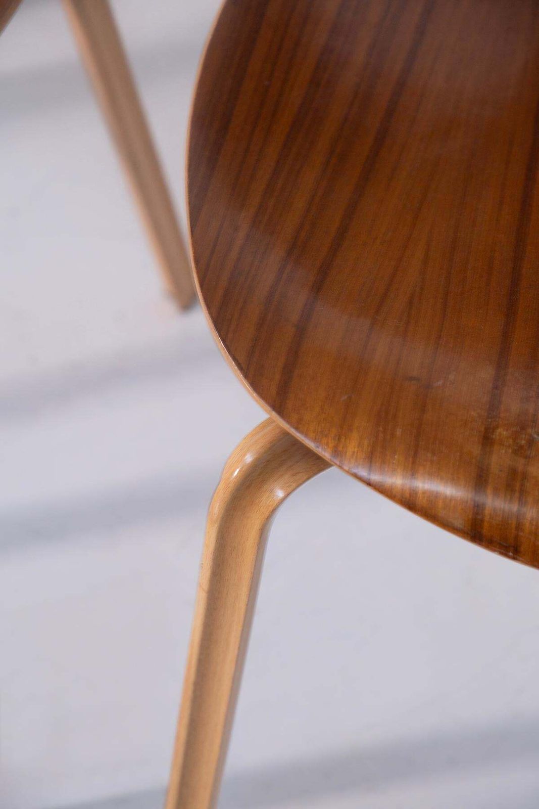 Set Of Six Chairs By Arne Jacobsen Mod. Grand Prix Prod. Fritz Hansen photo buy