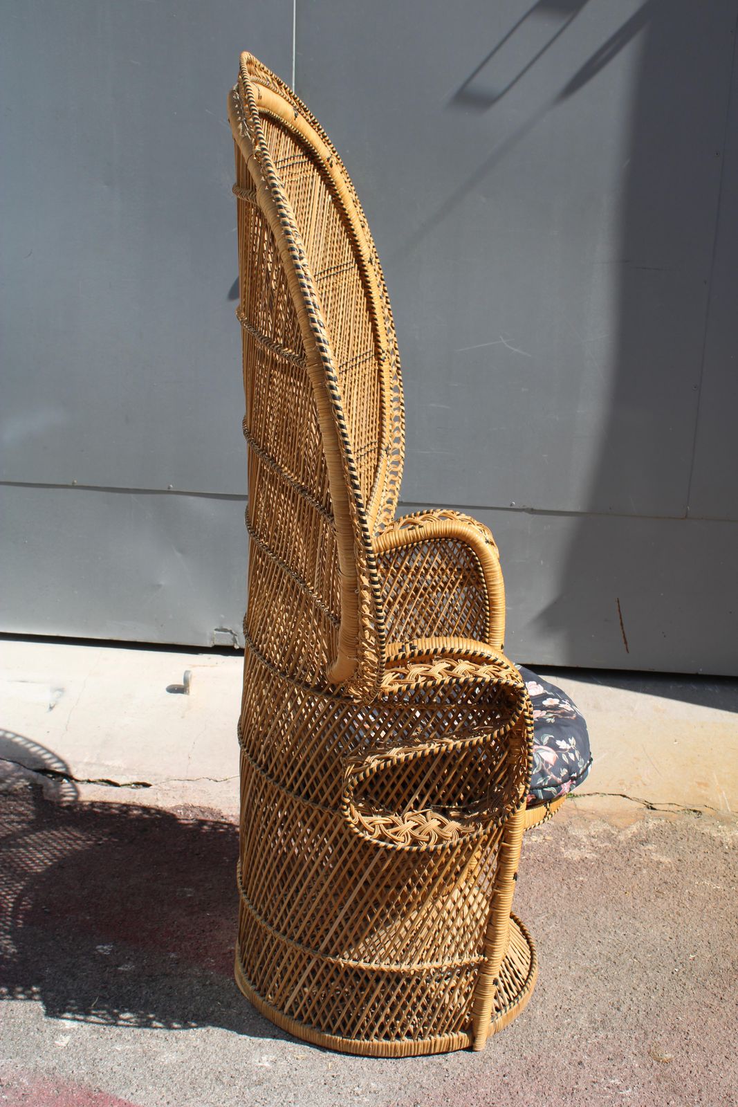 photo furniture Large Straw And Bamboo Woven Chair Italy 1940s