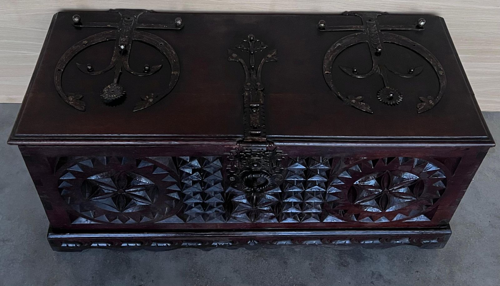 19th Century Italian Carved Cassone Trunk With Original Hardware, 1890s photo 5472.0