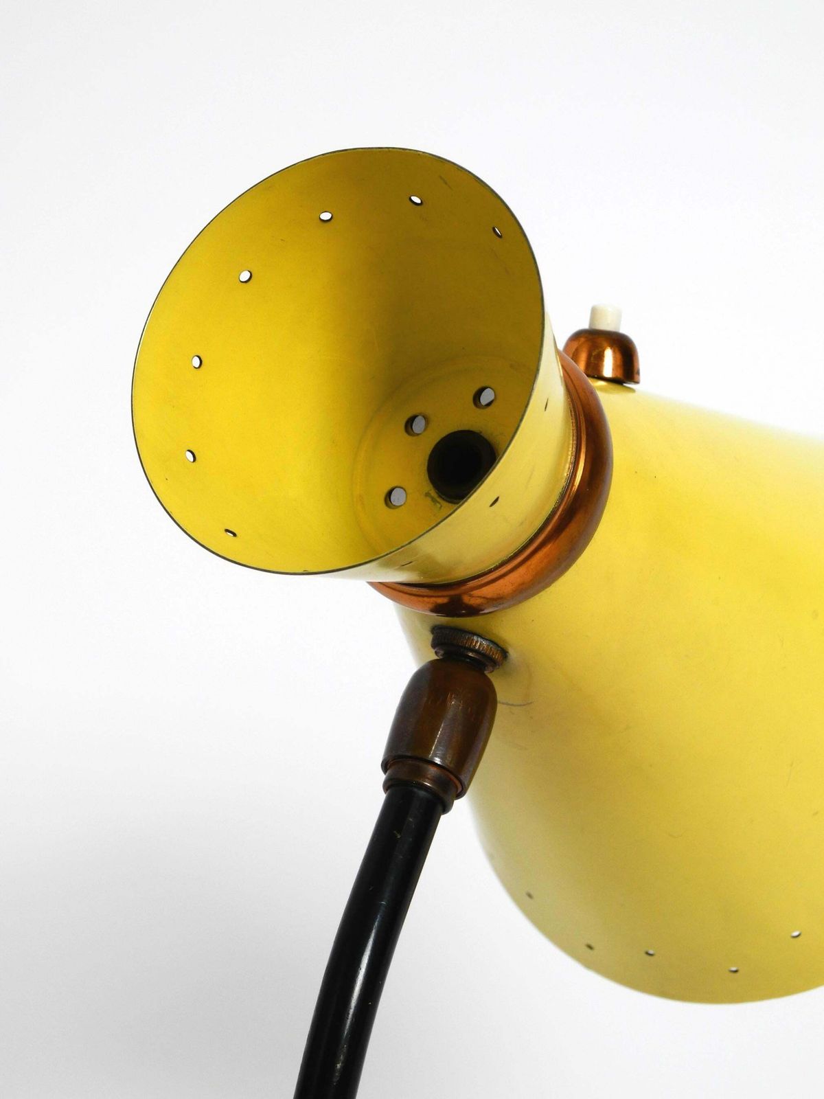 photo vinterior Beautiful Large Mid Century Tripod Table Lamp With Yellow Diabolo Lampshade