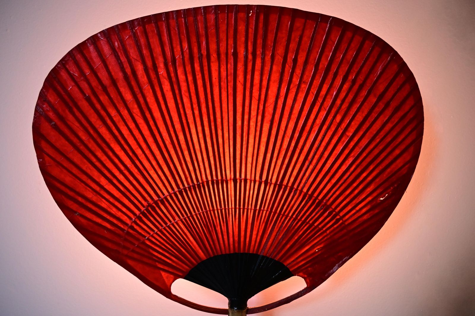 photo furniture Pair Of Wall Lamps "Uchiwa" By Ingo Maurer For Design M, 1970s
