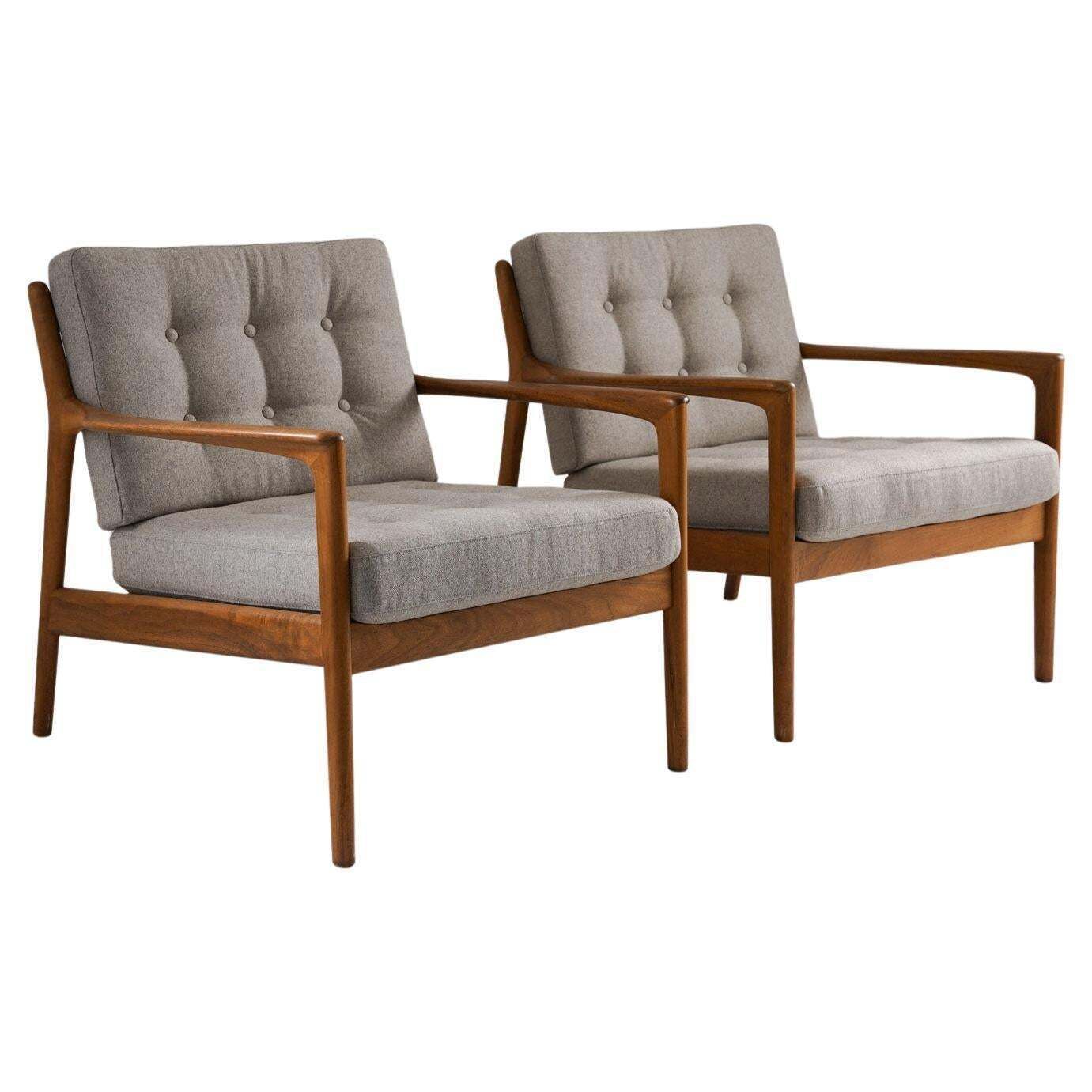 Scandinavian Midcentury Lounge Chairs Model "USA 75" By Bertil Fridhagen