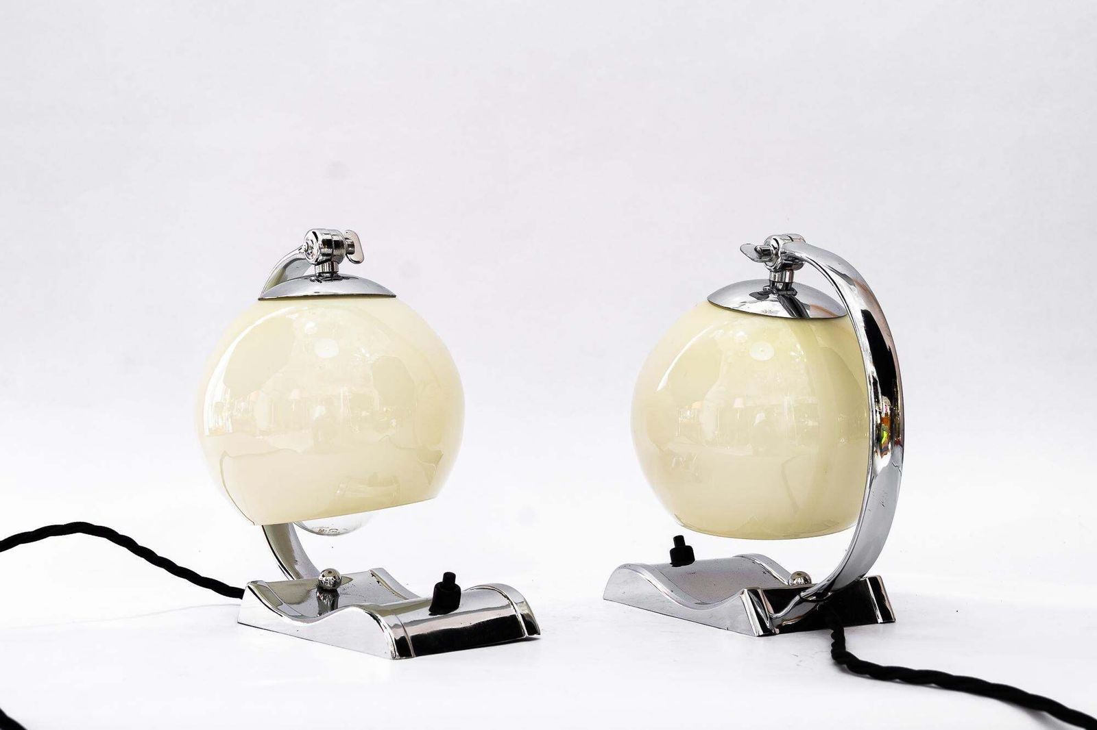 2 Art Deco Chromed Table Lamps With Original Old Glass Shades Around 1920s photo vinterior