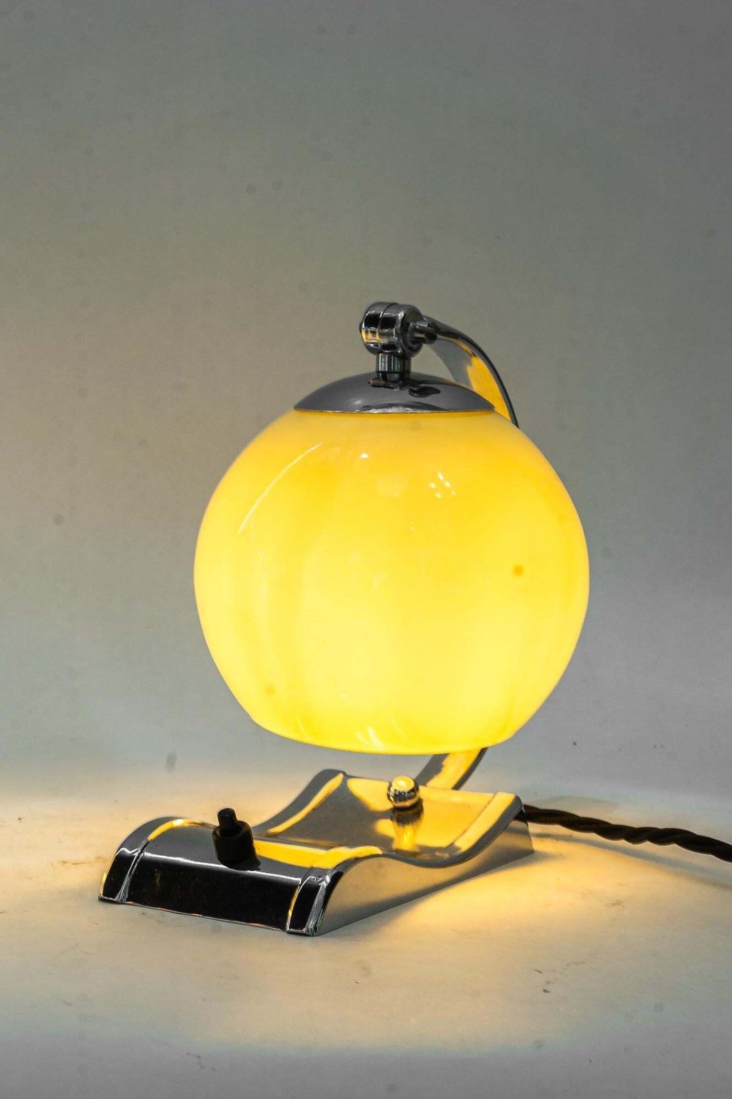 515.0 2 Art Deco Chromed Table Lamps With Original Old Glass Shades Around 1920s photo