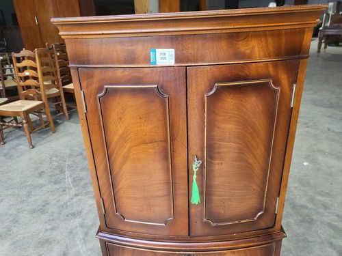 Antique Repro Mahogany Small Slim Cocktail Cabinet Desk Cupboard Bureau